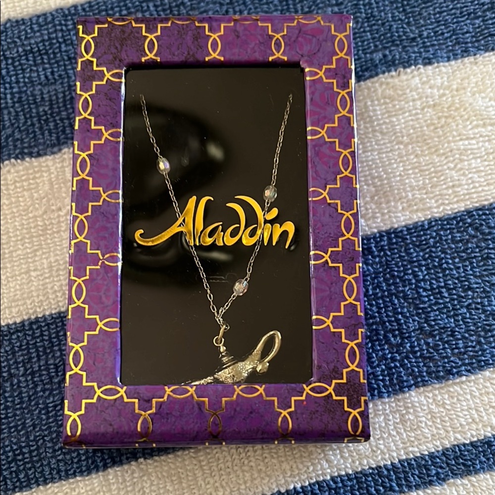 Disney Aladdin Silver and beads Necklace new in box - disney store